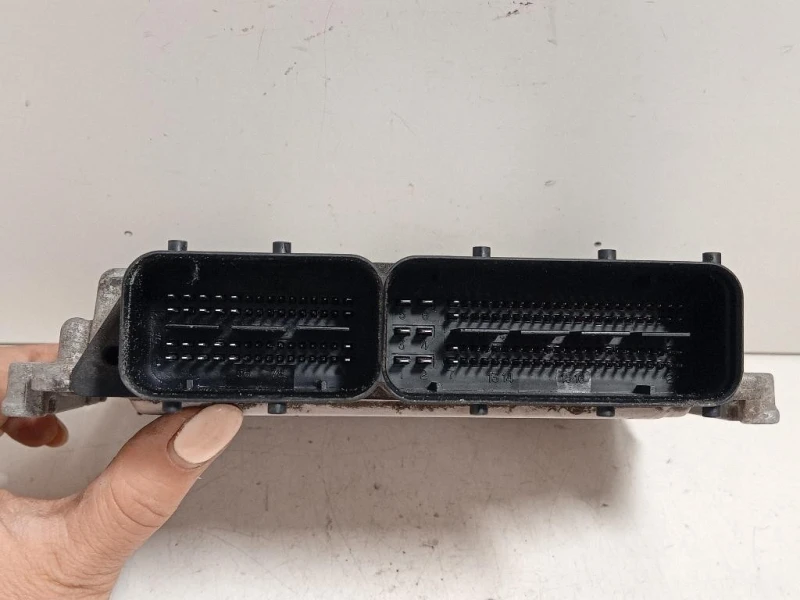 Centralina Iniezione 39120-2A209 Hyundai I40 CW 2012