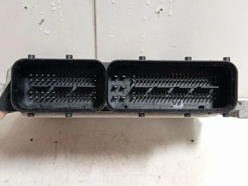 Centralina Iniezione 39128-2B311 Hyundai IX20 2011