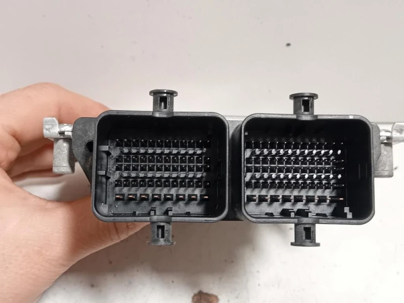 Centralina Iniezione 39199-2B072 Hyundai IX20 2015