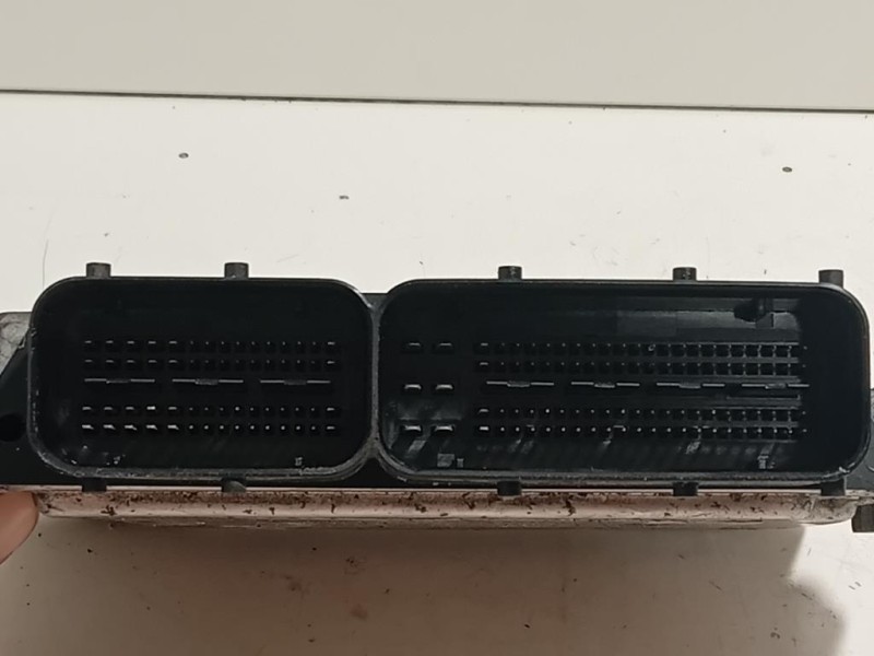 Centralina Iniezione 0 281 019 639 Hyundai IX35 2013