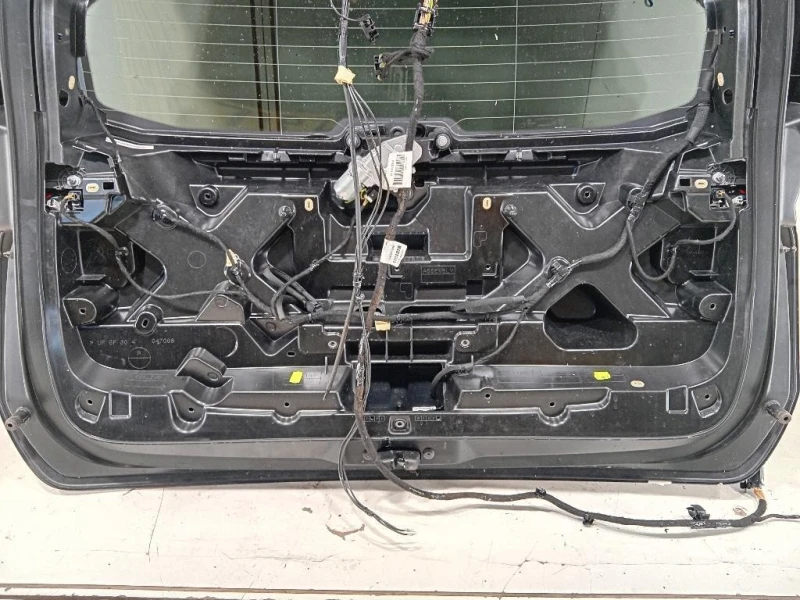 Portello POST PORTELLO POST Peugeot 5008 II 2017