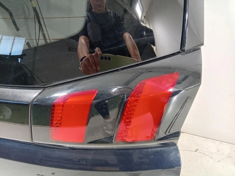 Portello POST PORTELLO POST Peugeot 5008 II 2017