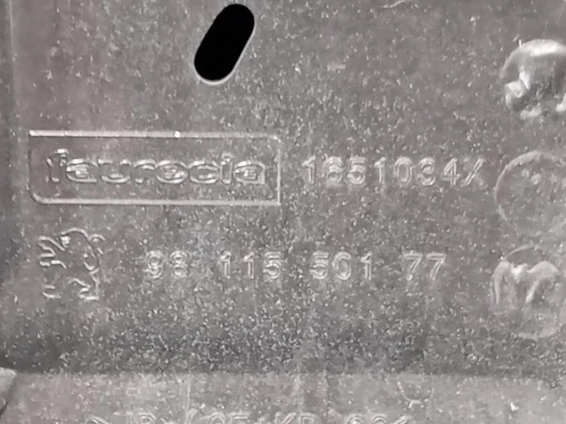 Portello POST 1619267680 Peugeot 5008 II 2017