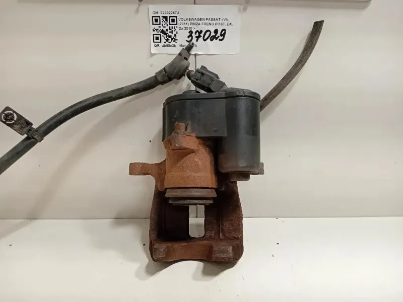 Pinza Freno POST DX 32332267J Volkswagen Passat VI 2011