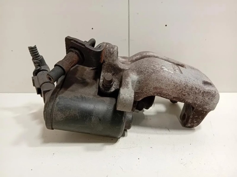 Pinza Freno POST DX 32332267L Volkswagen Passat VI 2011