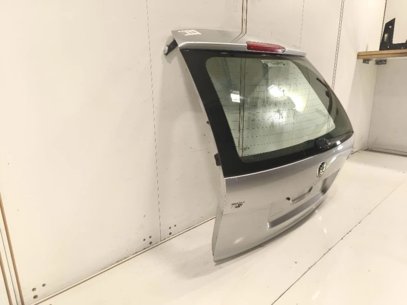 Portello POST 5E5827025F Skoda Octavia 5E3 2017