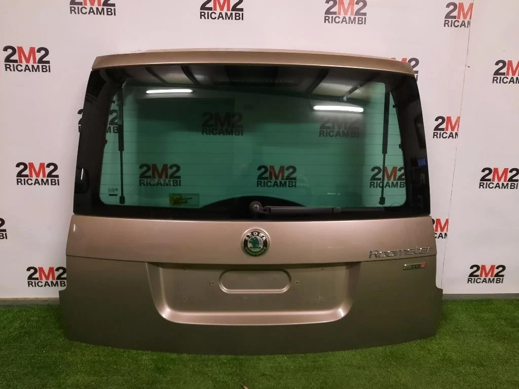 Portello POST 5J7827025J Skoda Roomster 5J7 2010