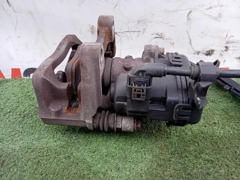 Pinza Freno POST SX Mercedes Classe B W246 2012