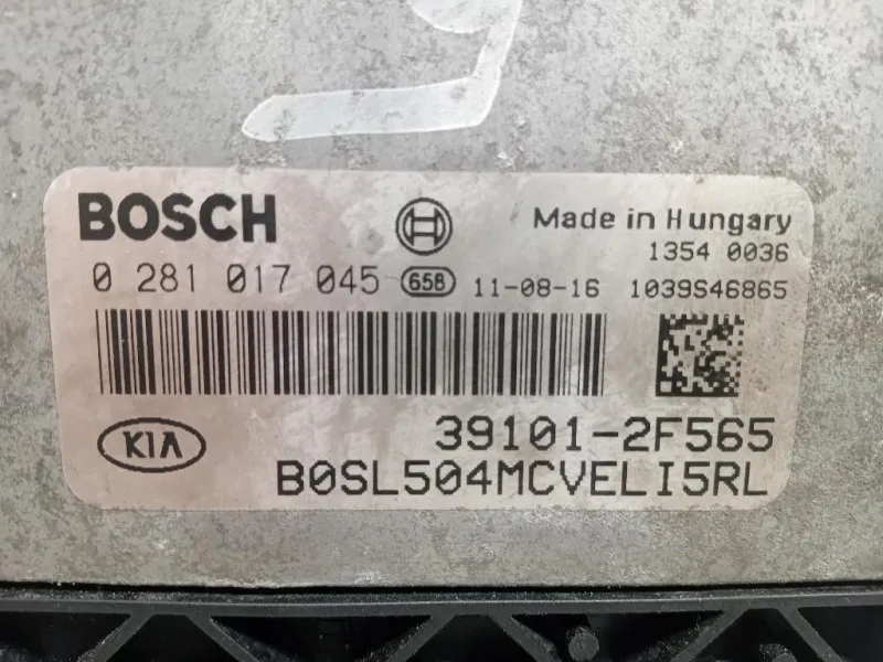 Centralina Iniezione 39101-2F565 Kia Sportage III 2010