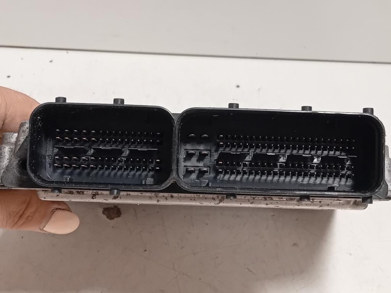 Centralina Iniezione 39101-2F771 Kia Sportage III 2010