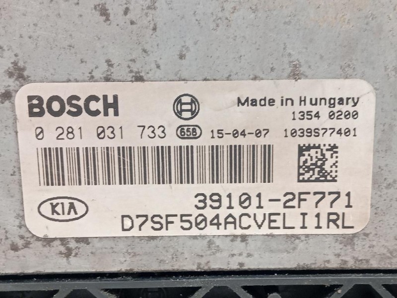 Centralina Iniezione 39101-2F771 Kia Sportage III 2010