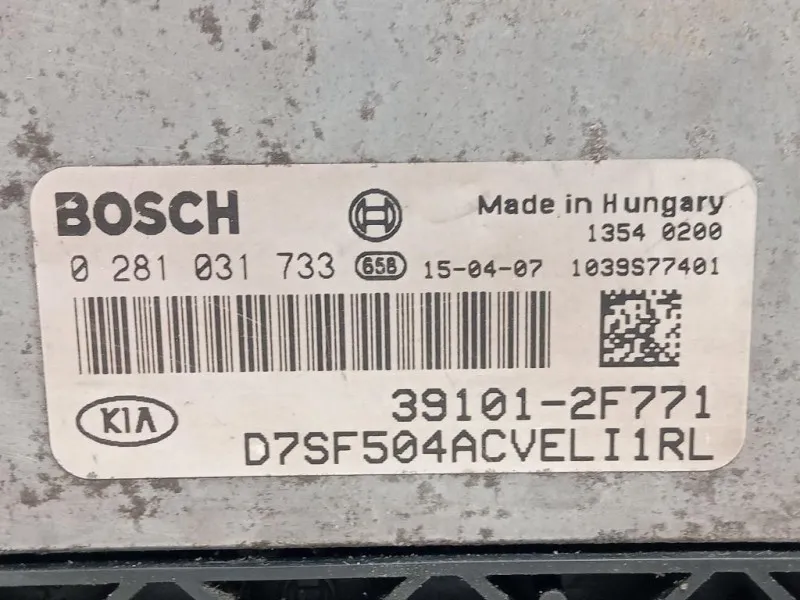 Centralina Iniezione 39101-2F771 Kia Sportage III 2010