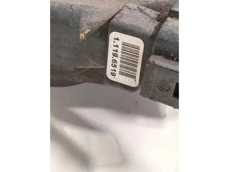 Pinza Freno POST SX 32332267J Volkswagen Passat VI 2011