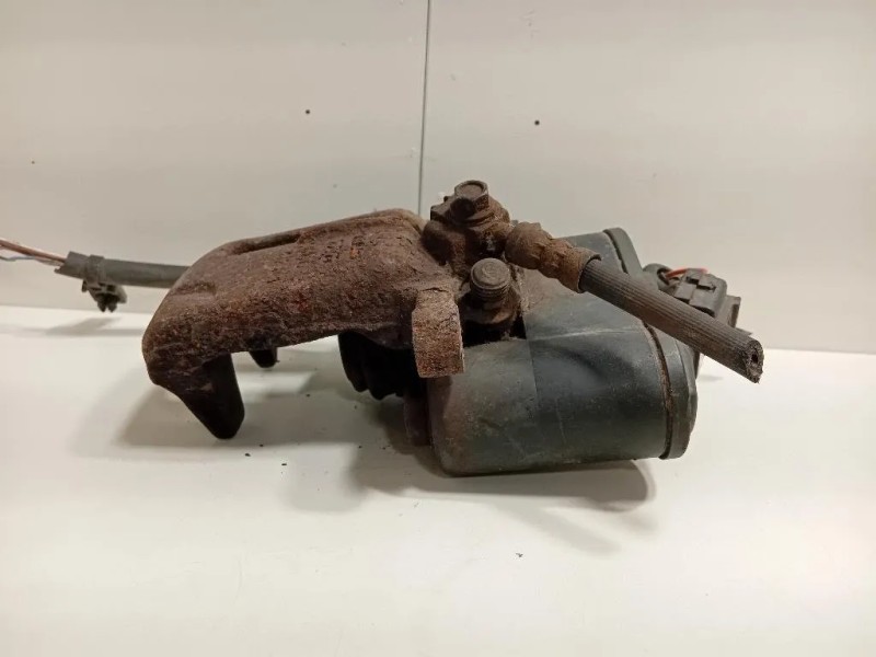 Pinza Freno POST SX 32332267J Volkswagen Passat VI 2011