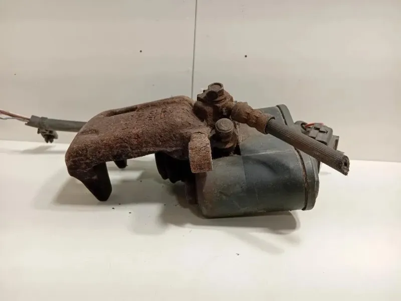 Pinza Freno POST SX 32332267J Volkswagen Passat VI 2011