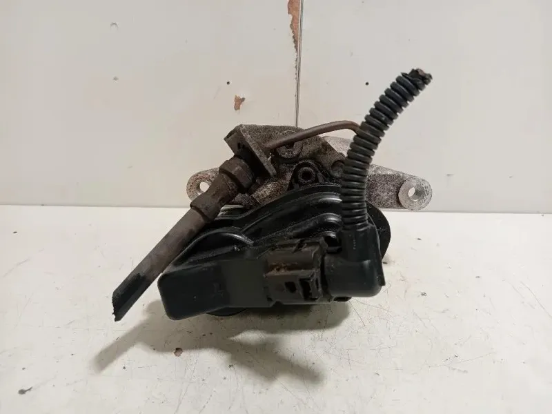 Pinza Freno POST SX 32330208 D Volkswagen Passat VI 2011