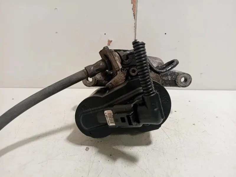 Pinza Freno POST SX 32330208 D Volkswagen Passat VI 2011