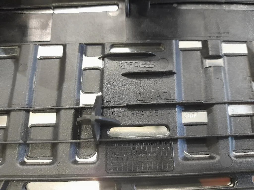 Poggiapiede LATO Guida 5Q1864551A Volkswagen GOLF VII 2017