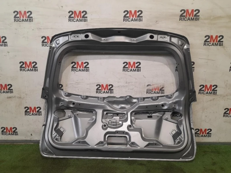 Portello POST 6910086R00000 Suzuki Vitara II 2018