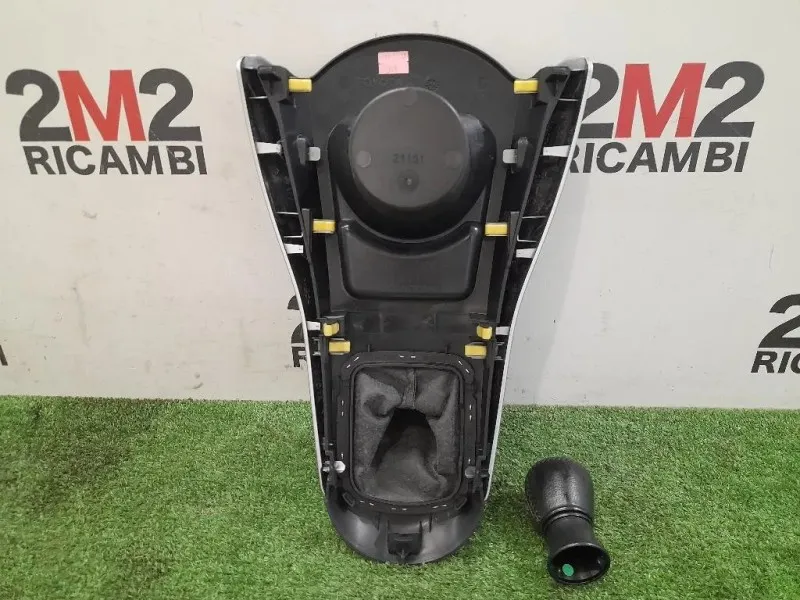 Pomello LEVA Cambio 335040D240B1 Toyota Yaris IV 2014