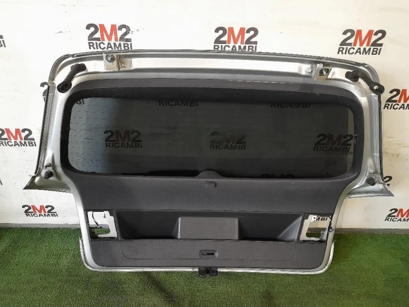 Portello POST 5K6827025H Volkswagen GOLF VI 2009