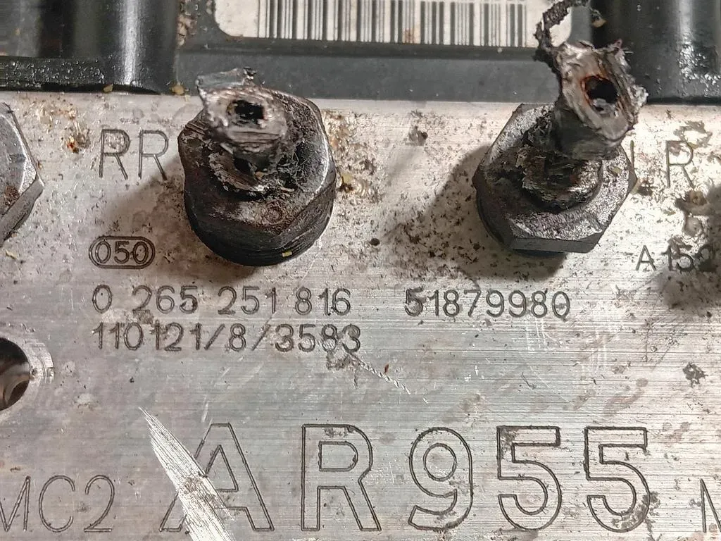 Pompa ABS ANT 0265951710 51879980 Alfa Romeo MITO 2011