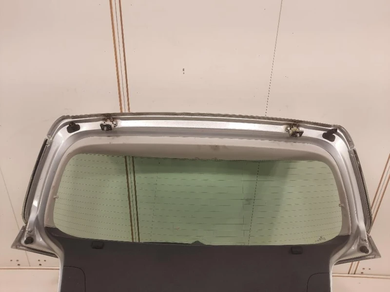 Portello POST 5M0827025E Volkswagen GOLF PLUS I 2004