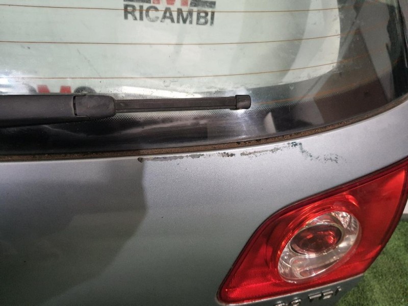 Portello POST NUDO 3C9827025M Volkswagen Passat V Variant 2005