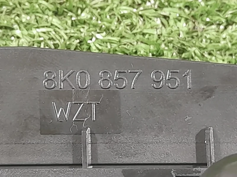 Posacenere 8K0 857951 Audi A4 8K5 Avant 2008