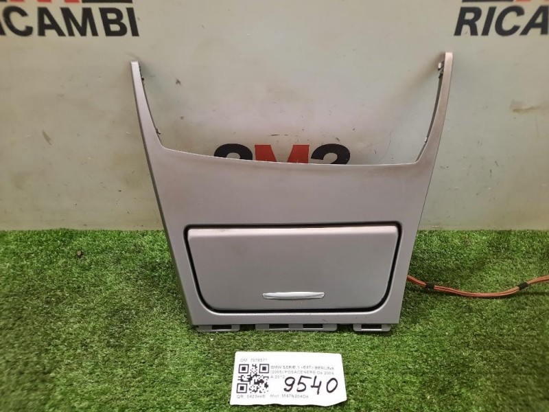 Posacenere 7078571 Bmw Serie 1 E87 Berlina 2005