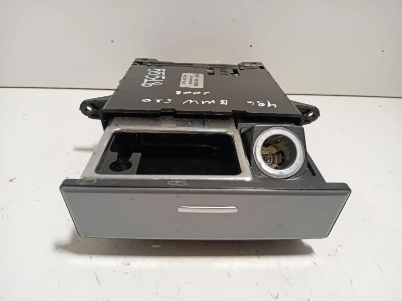 Posacenere 697637605 Bmw Serie 5 E60 Berlina 2004