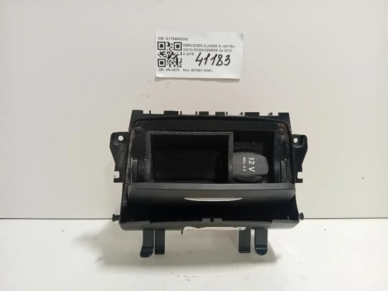 Posacenere A1766802000 Mercedes Classe A W176 2013