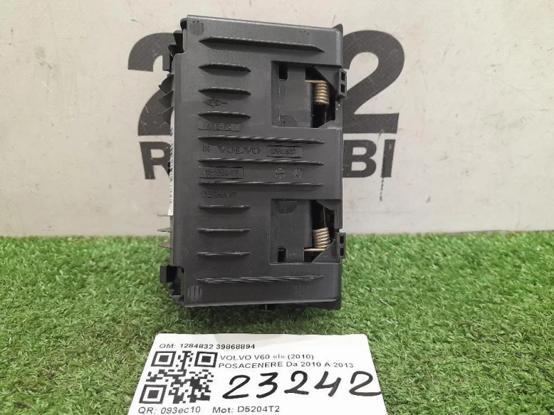 Posacenere 1284832 39868894 Volvo V60 I 2010