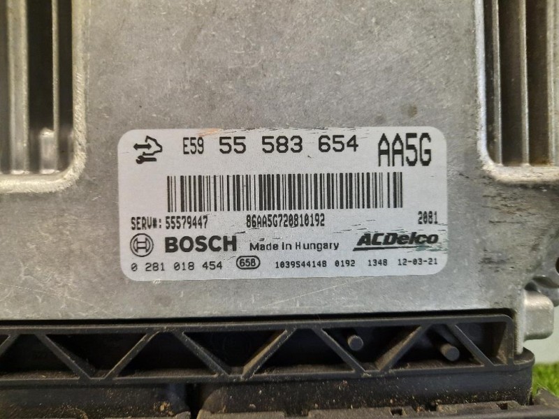 Centralina Iniezione 55583654 Opel Astra J 2010