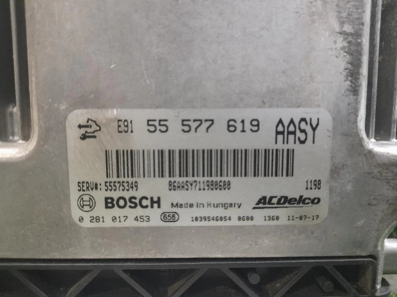 Centralina Iniezione 55577619 Opel Astra J 2010