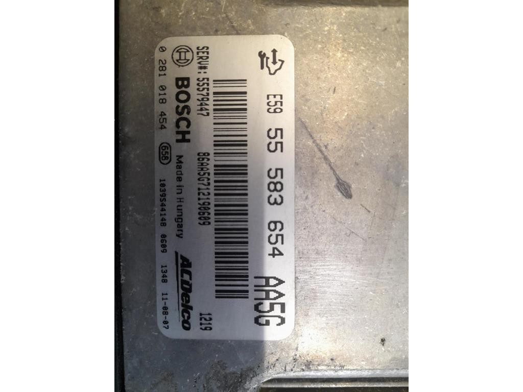 Centralina Iniezione 55583654 Opel Astra J 2010