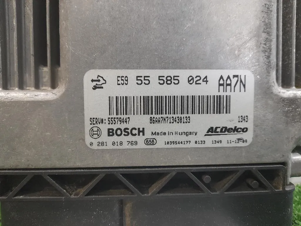 Centralina Iniezione 55585024 Opel Astra J 2010