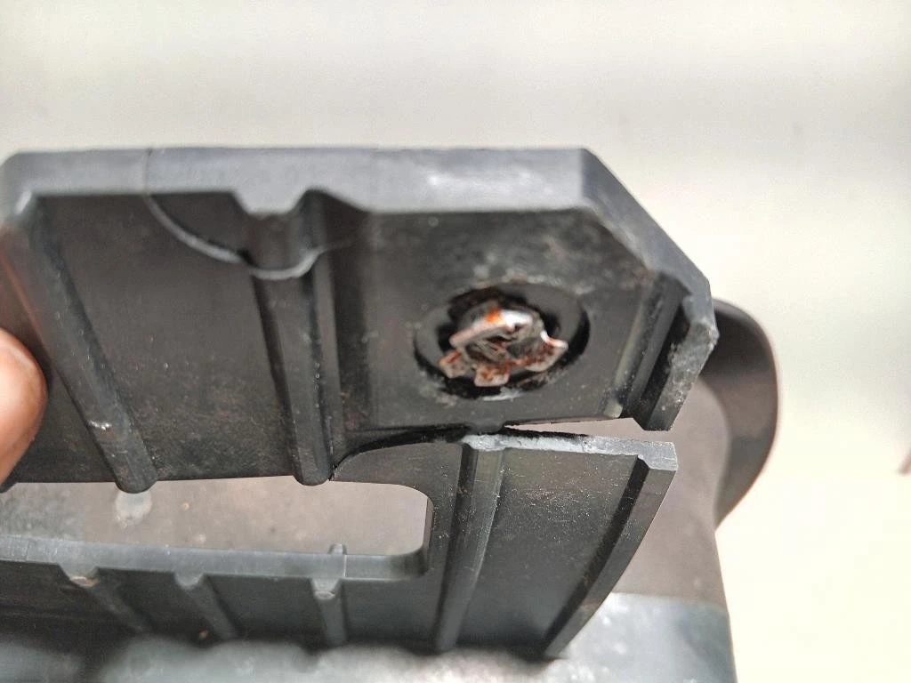 Presa Daria Paraurti ANT 214992066R PRESA DARIA Renault CLIO IV 2013