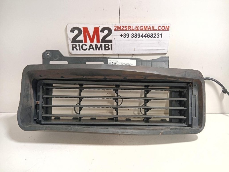 Presa Daria Paraurti ANT 214992066R PRESA DARIA Renault CLIO IV 2013