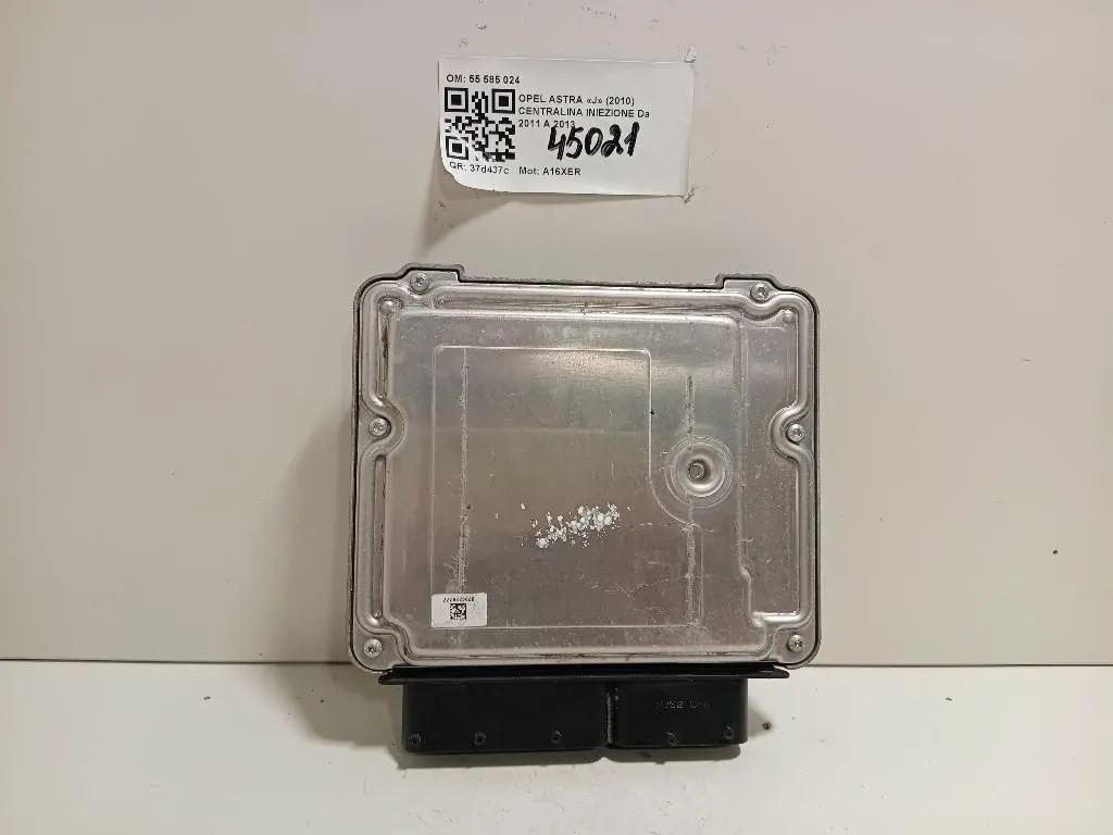 Centralina Iniezione 55 585 024 Opel Astra J 2010