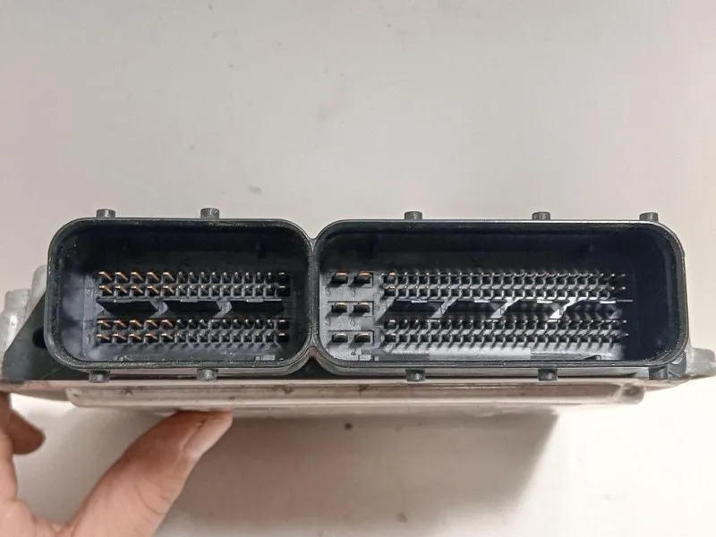 Centralina Iniezione 55 585 024 Opel Astra J 2010