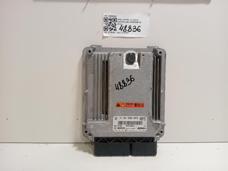 Centralina Iniezione 55599643 Opel Astra J 2012