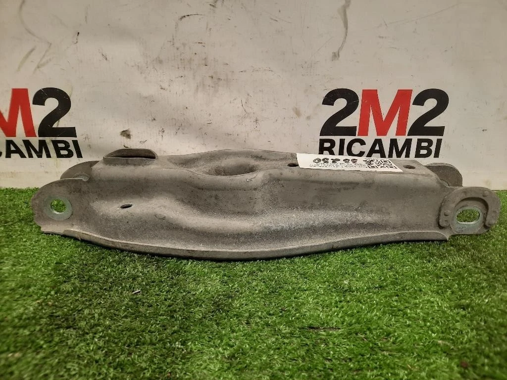 Braccio Oscillante Trasversale POST SX Bmw Serie 1 E81 Berlina 2005