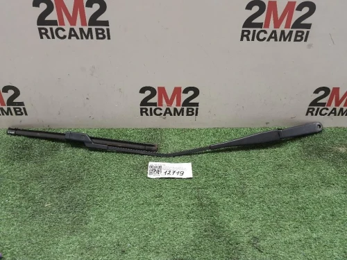 Braccio Tergicristallo Parabrezza DX 8A6117526BE DX Ford Fiesta VI 2012