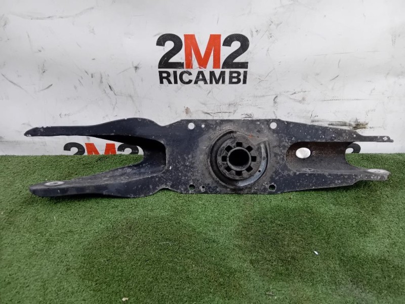 Braccio Oscillante Trasversale POST SX Mercedes Classe B W246 2012