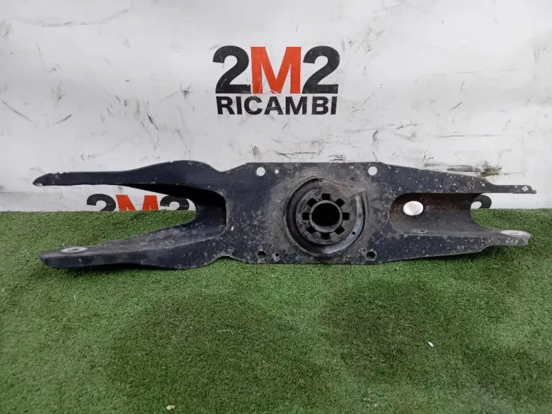 Braccio Oscillante Trasversale POST SX Mercedes Classe B W246 2012