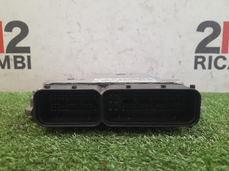 Centralina Iniezione E915557333000QE Opel Insignia A 2009