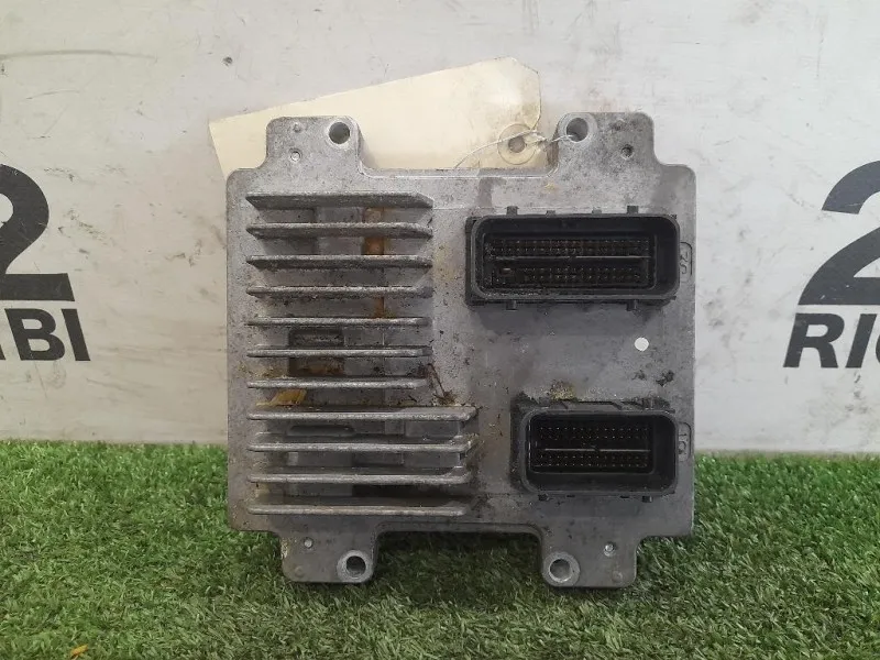 Centralina Iniezione E8312639891 Opel Insignia A 2013