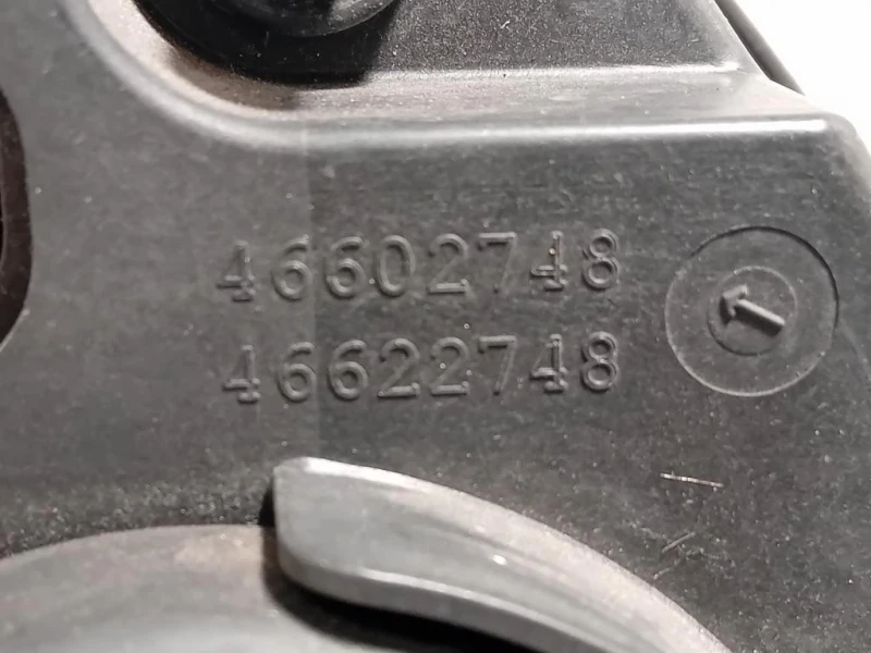 Proiettore ANT DX 46602748 Alfa Romeo Giulietta 2010