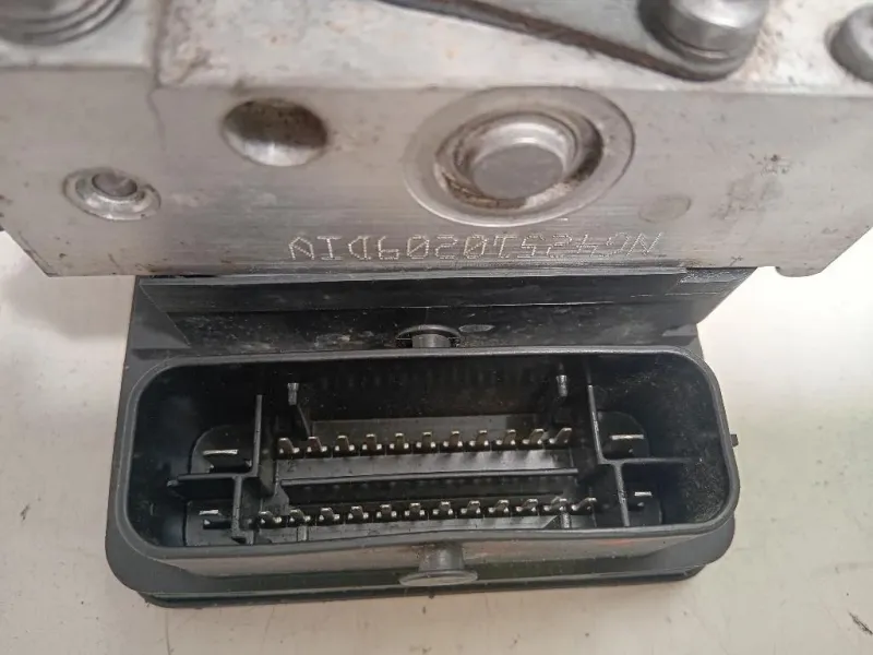 Pompa ABS ANT 52003820 Fiat 500L 2013